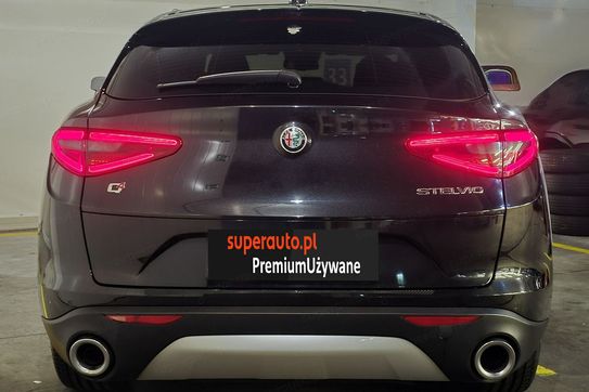 Alfa Romeo Stelvio Turbo Business Q4