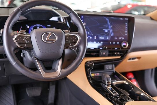 Lexus NX 350h Omotenashi AWD