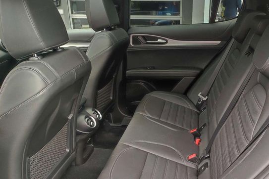 Alfa Romeo Stelvio Turbo Veloce Q4