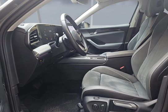 Volkswagen Passat 1.5 TSI  DSG
