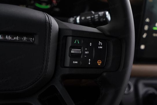 Land Rover Defender 130 D350 X-Dynamic HSE