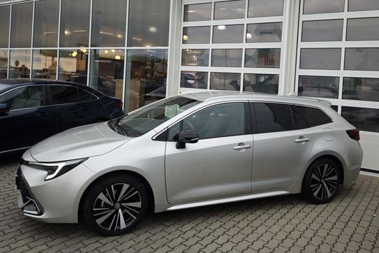 Toyota Corolla Style 1.8 Hybrid