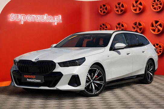BMW Seria 5 Touring 520d xDrive M Sport