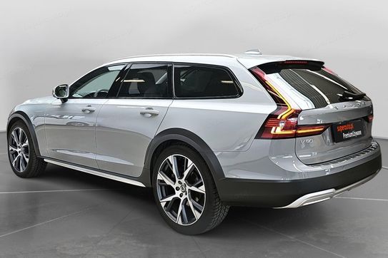 Volvo V90 CC B5 B AWD Plus