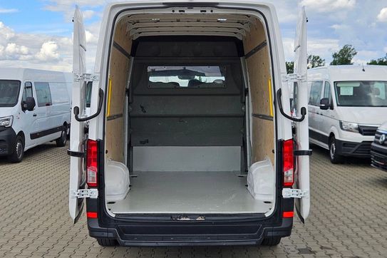 Volkswagen Crafter L4H2 (Bryg)