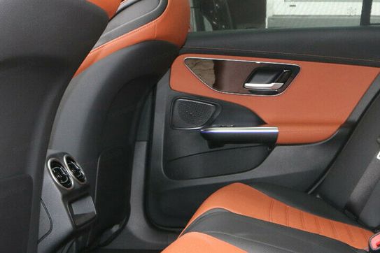 Mercedes Klasa C 180 AMG
