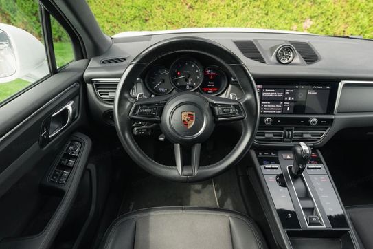Porsche Macan Standard