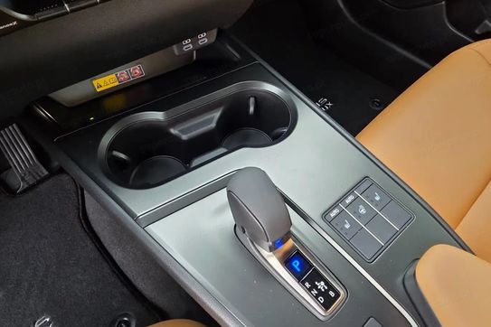 Lexus UX 300h F Sport Design 2.0 Hybrid Dynamic Force