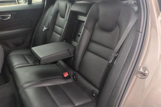 Volvo V60 B4 D