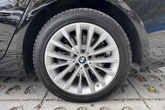 BMW Seria 5 530i xDrive Luxury Line