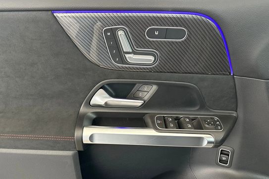 Mercedes GLB 200 AMG Line