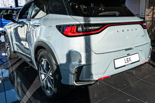 Lexus LBX Emotion 1.5 Hybrid