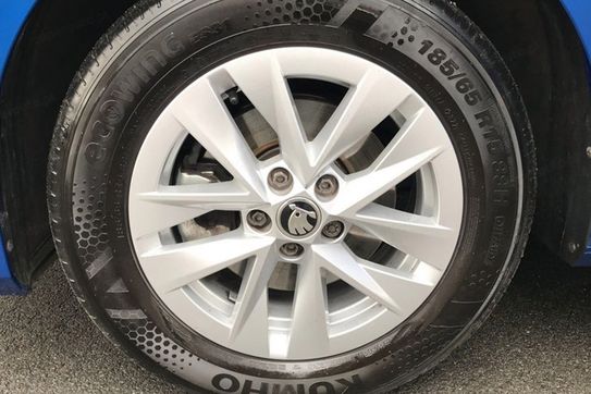 Skoda Fabia Edition 130 1.0 MPI