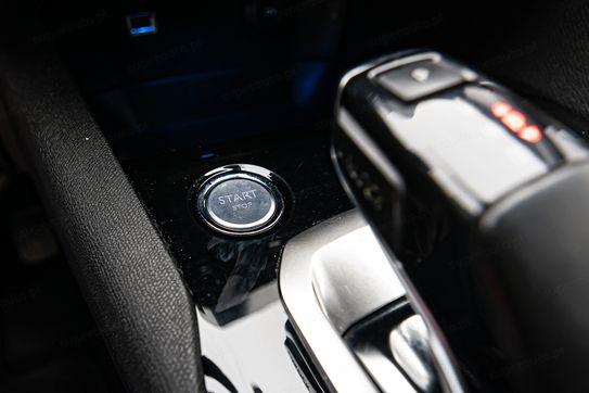 Peugeot 5008 1.6 THP