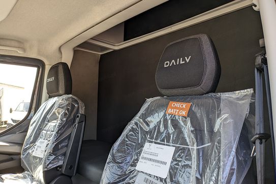 Iveco Daily 70C18 Hi-Matic Zabudowa 15EP