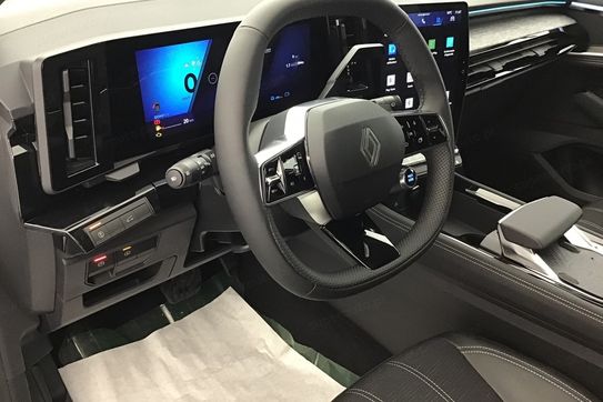 Renault Austral Techno 1.2 Hybrid AT