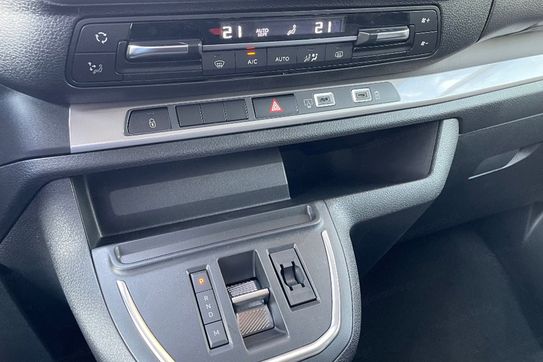 Opel Zafira Life Extra Long L2H1 Business AT8