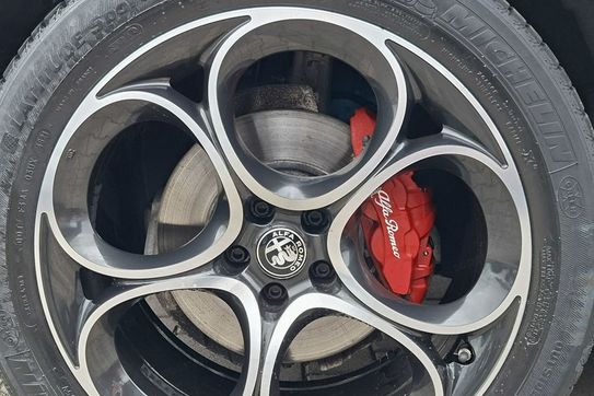 Alfa Romeo Stelvio Turbo Veloce Q4