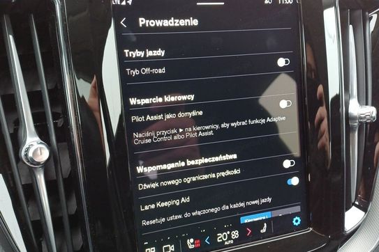 Volvo XC60 B5 B AWD Plus Dark