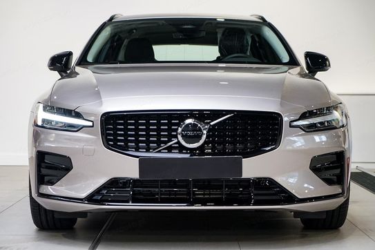 Volvo V60 Plus Dark