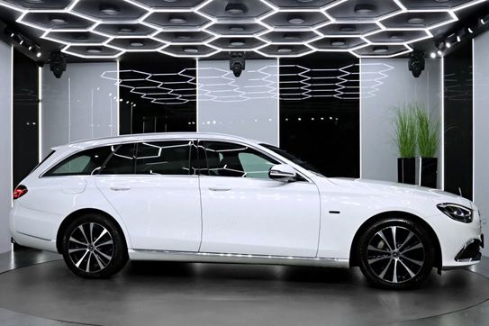 Mercedes Klasa E 300 de Avantgarde