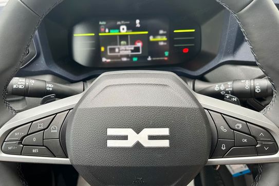 Dacia Duster Expression 4x4 1.2 TCe Hybrid-G LPG
