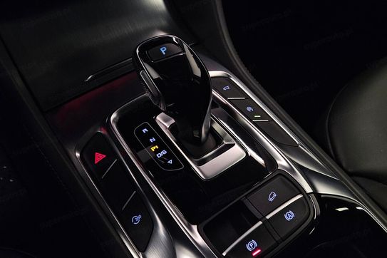 MG HS 1.5 T-GDI Exclusive