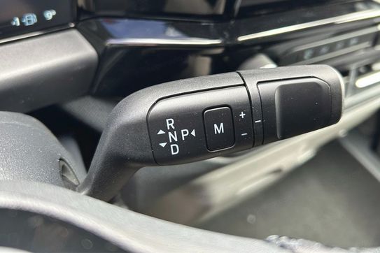 Ford Tourneo Custom 320 L2H1 Titanium A8