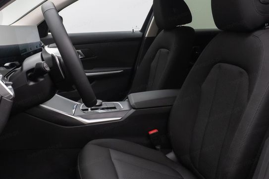 BMW Seria 3 Touring 330e xDrive