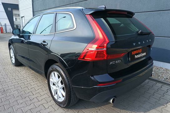 Volvo XC60 T4 Momentum Pro