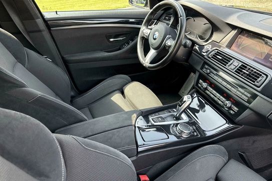 BMW Seria 5 520d xDrive M Sport sport 2.0