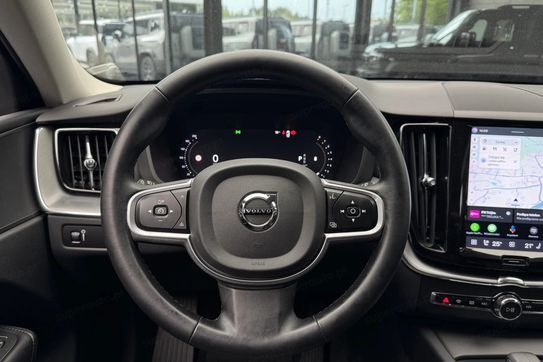 Volvo XC60 B5 B AWD Momentum Pro aut