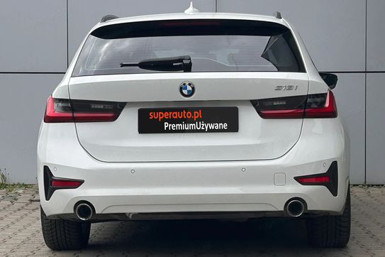 BMW Seria 3 318i Advantage aut