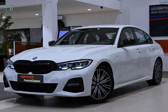 BMW Seria 3 330i xDrive M Sport sport-aut