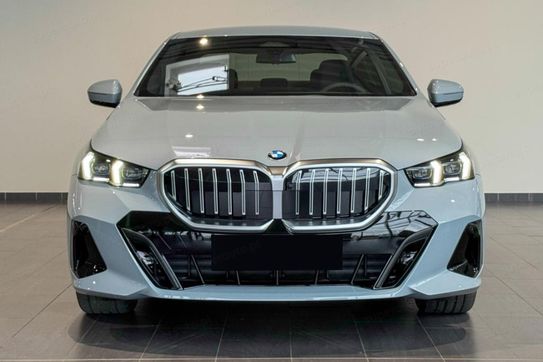 BMW Seria 5 540d xDrive M Sport