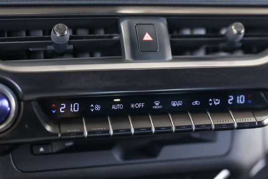 Lexus UX 2.0