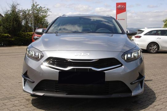 Kia Ceed 1.5 T-GDI Tribute DCT