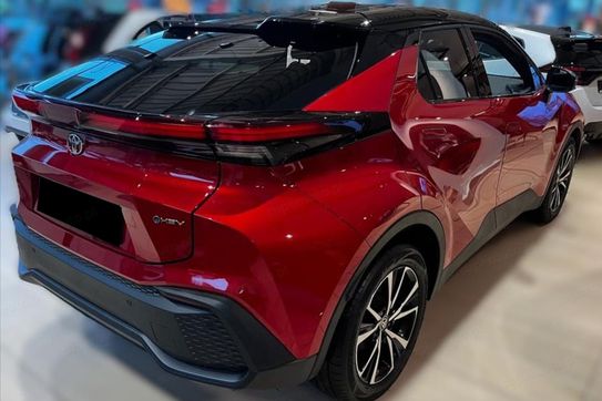 Toyota C-HR Style 2.0 Hybrid Dynamic Force