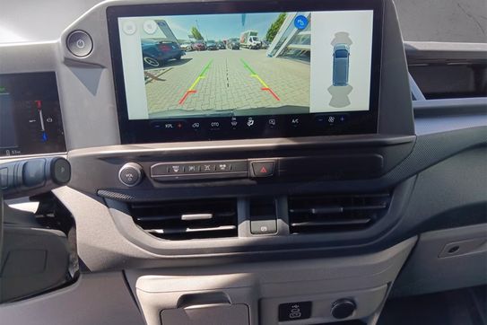 Ford Transit Custom 340 L2H1 Trend EV RWD