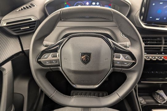 Peugeot 2008 ALLURE 1.2 PureTech