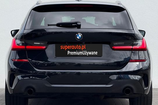 BMW Seria 3 Touring 318d Sport Line
