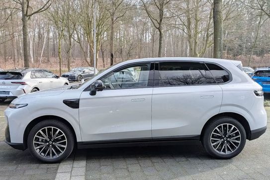 Leapmotor B10 Design Hybrid EV 18,8 kWh