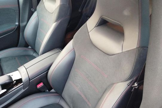 Mercedes CLA 250 e AMG Line 8G-DCT