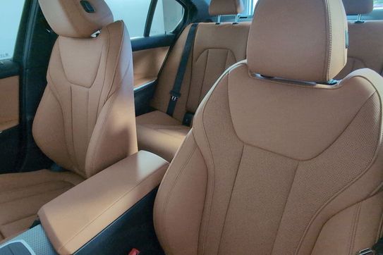 BMW Seria 3 318i M Sport