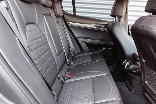 Alfa Romeo Stelvio Turbo Sprint Q4