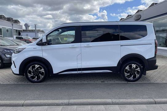 Ford Tourneo Custom 320 L1H1 Active A8 AWD