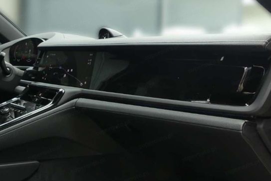 Porsche Panamera 4 E-Hybrid