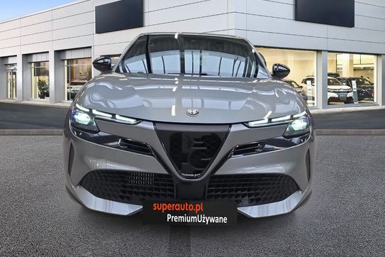 Alfa Romeo Junior Speciale Q4 eDCT