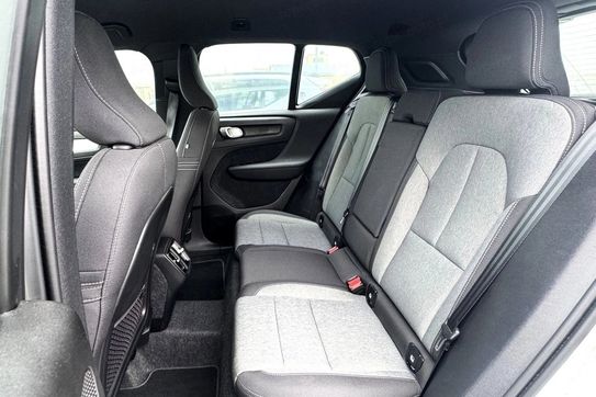 Volvo XC40 B3 Plus Dark