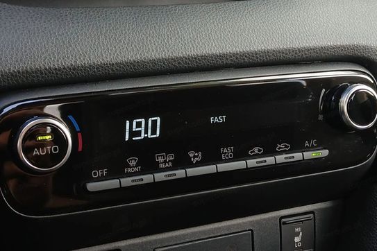 Toyota Yaris Hybrid 1.5 Style